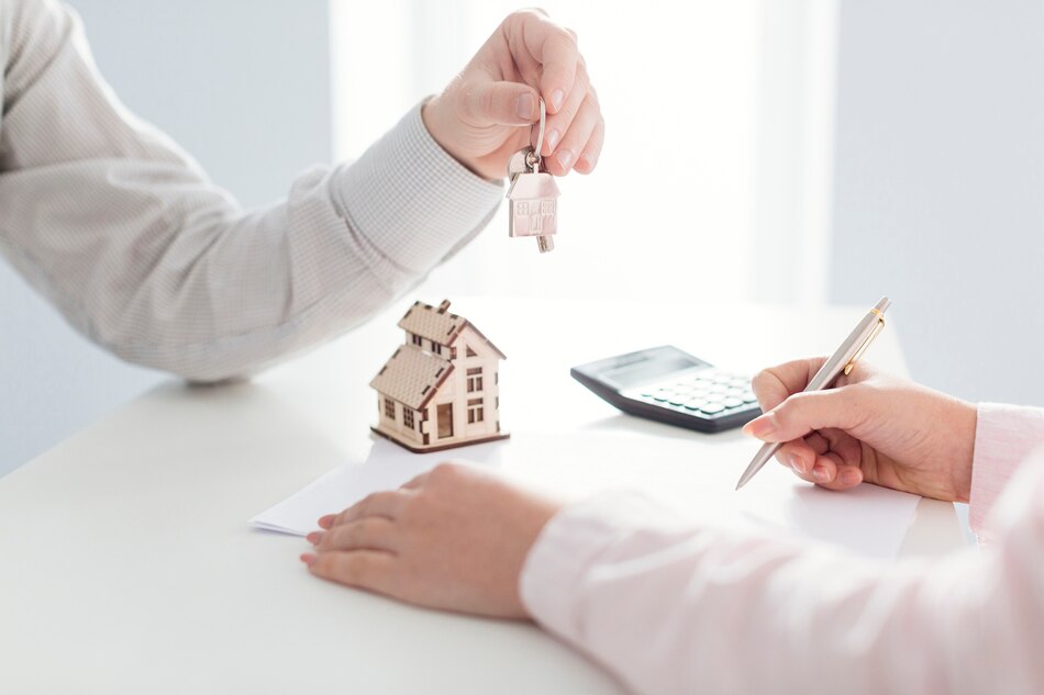 Home Loan In Noida and other NCR Regions: Eligibility, Features And Tips